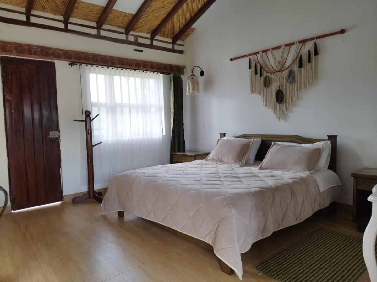Artemisa Hotel Санта-София Экстерьер фото