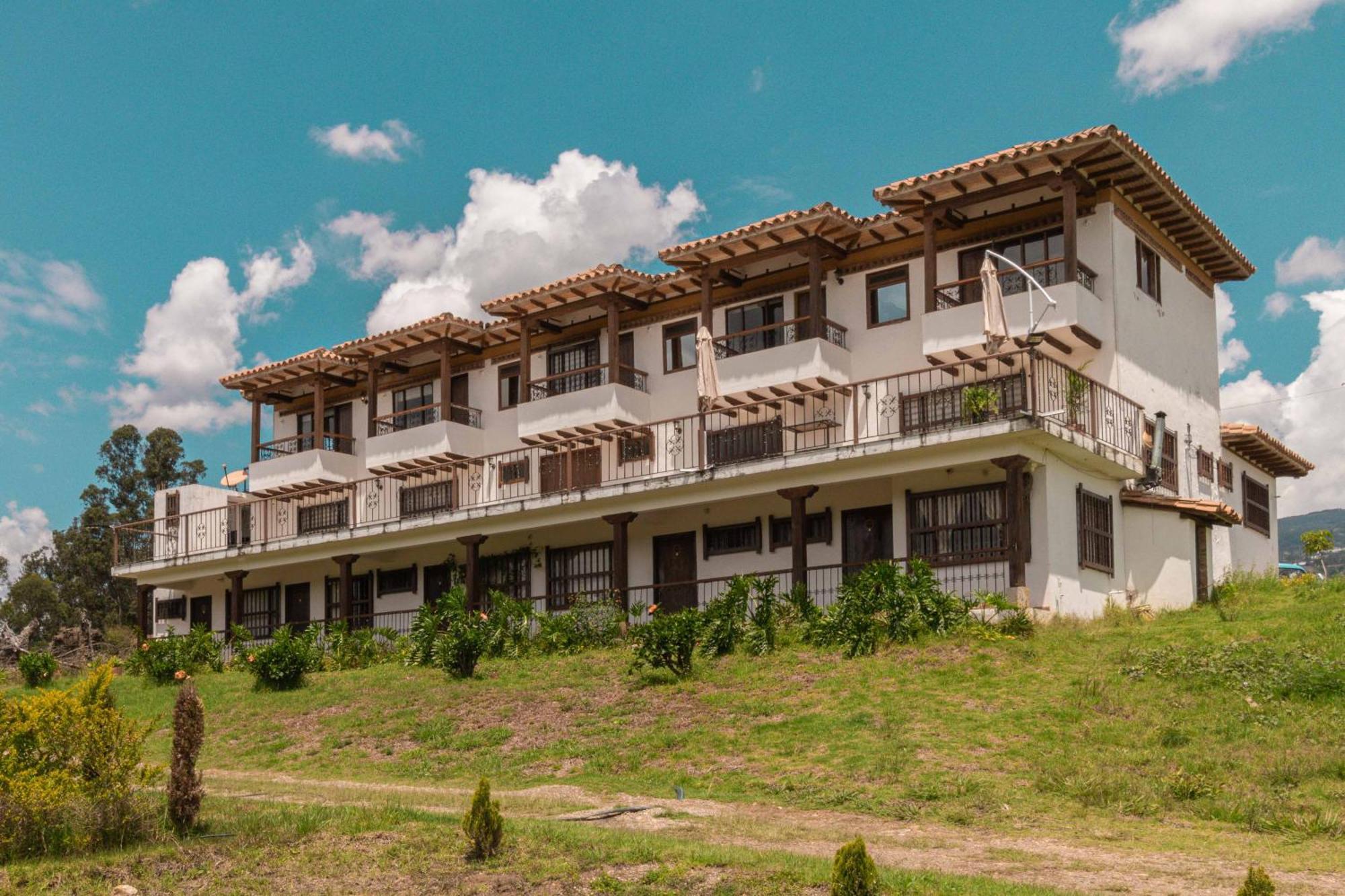 Artemisa Hotel Санта-София Экстерьер фото